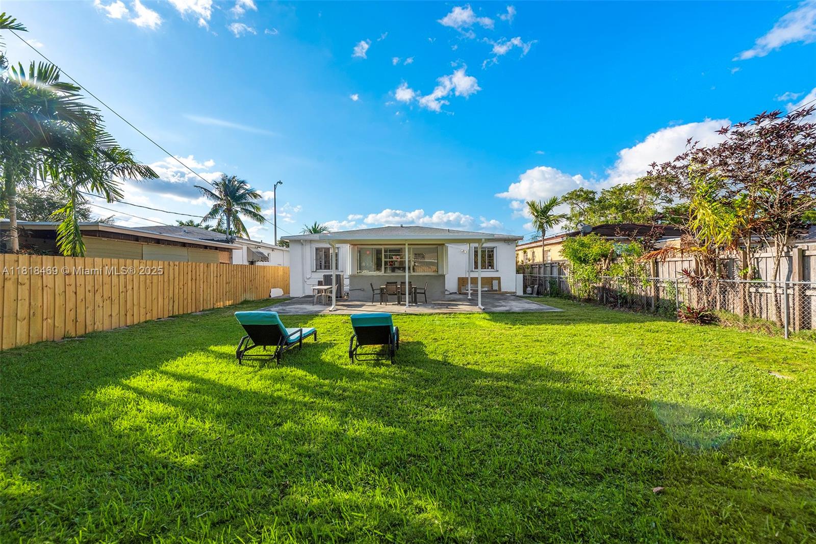 1545 Normandy Dr