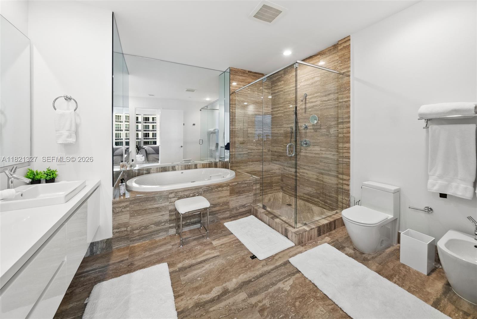 15901 Collins Ave # 3302