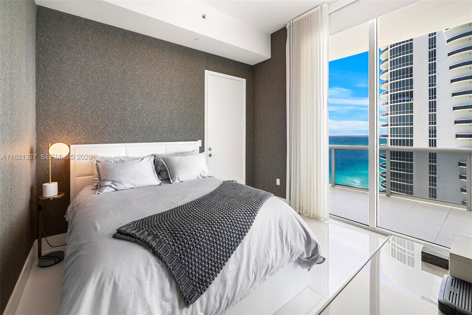 15901 Collins Ave # 3302
