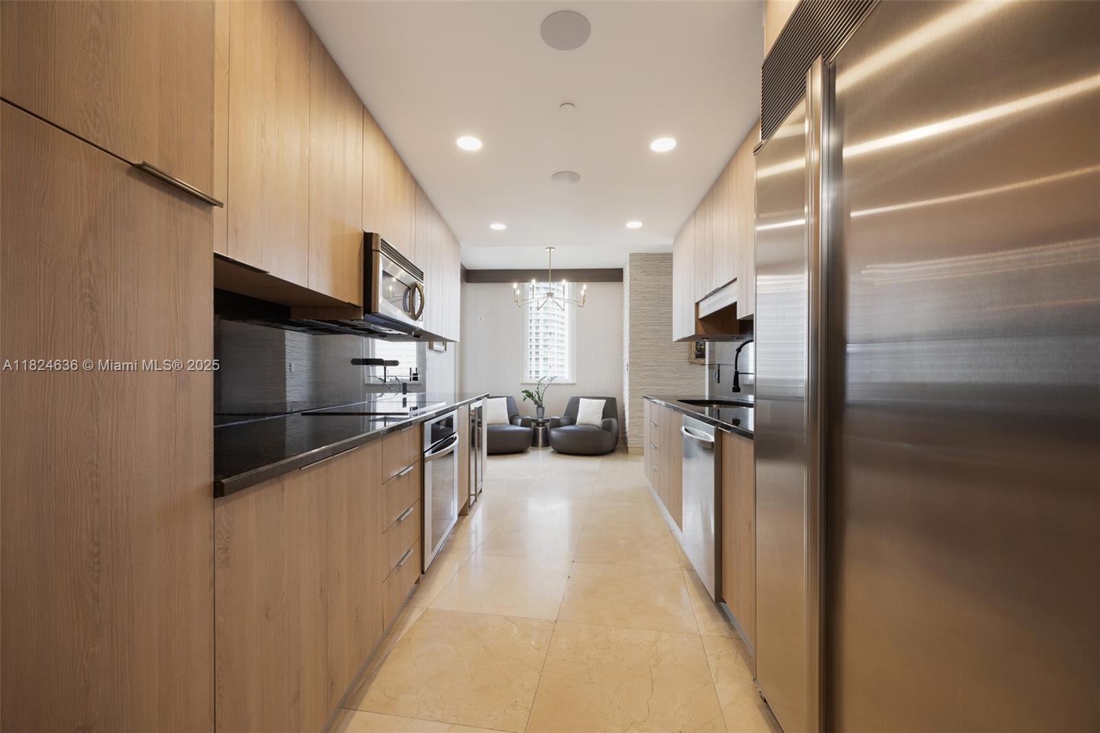 901 Brickell Key Blvd # 2506