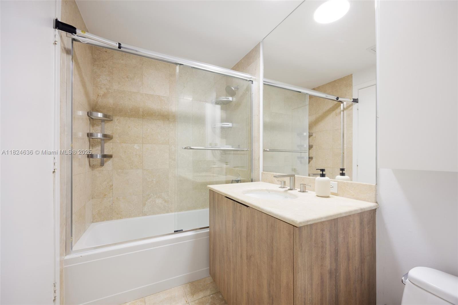 901 Brickell Key Blvd # 2506