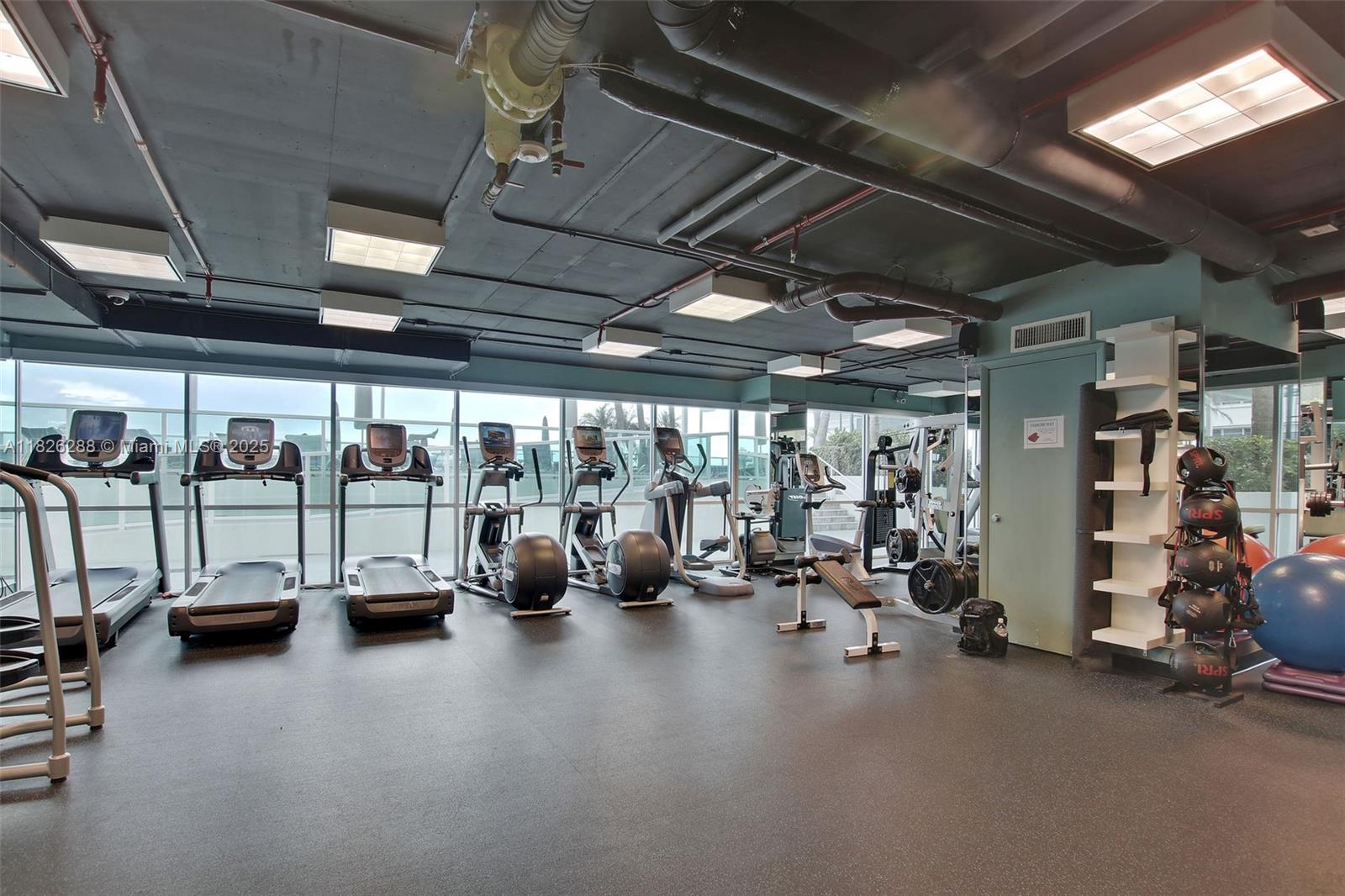 650 West Ave # 1508