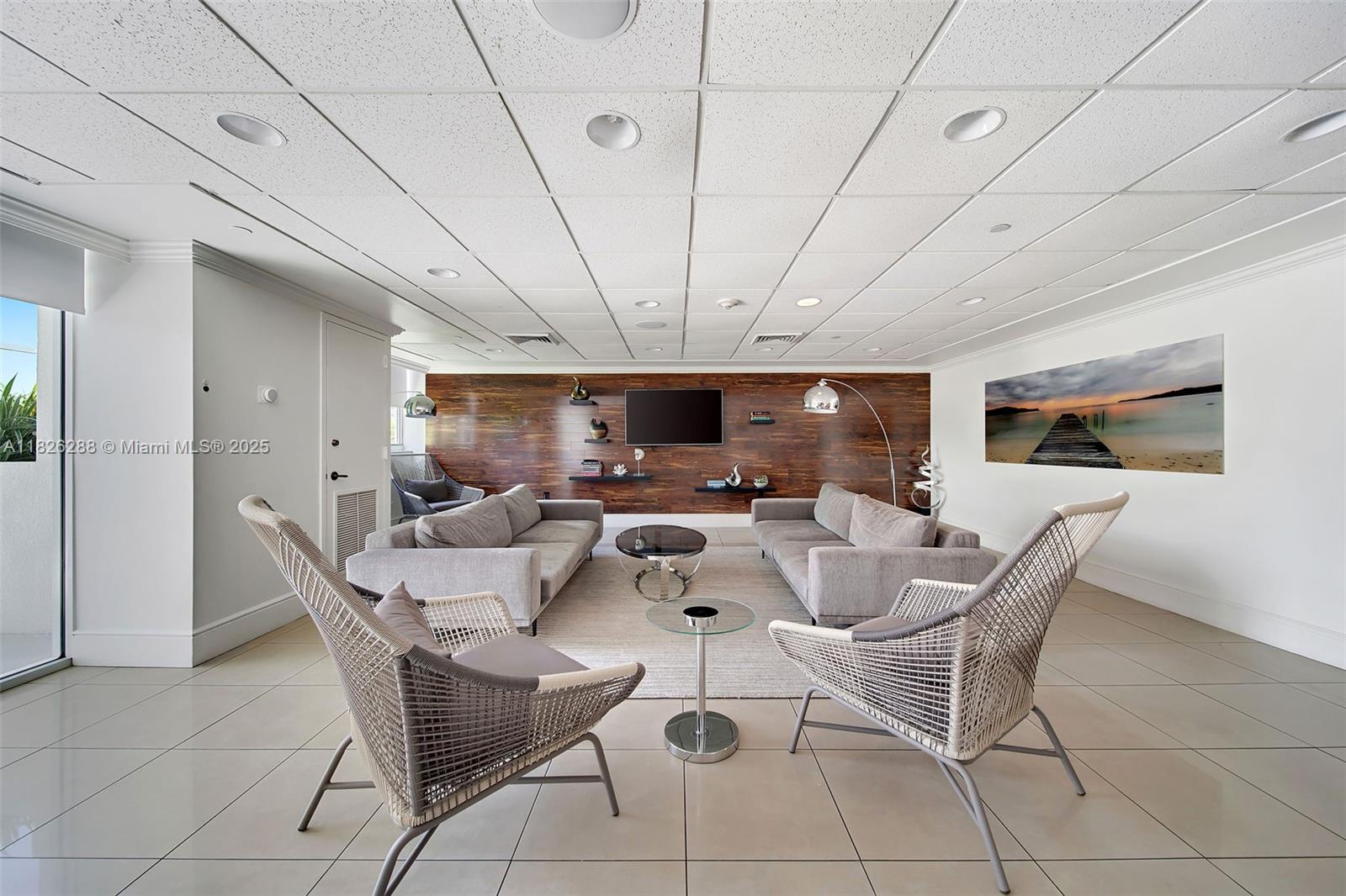 650 West Ave # 1508