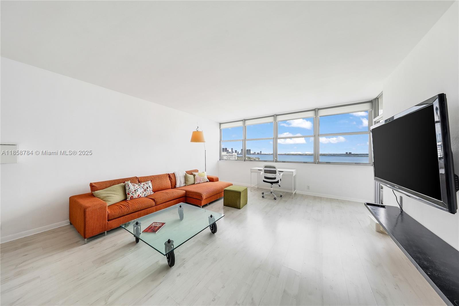20 Island Ave # 1502