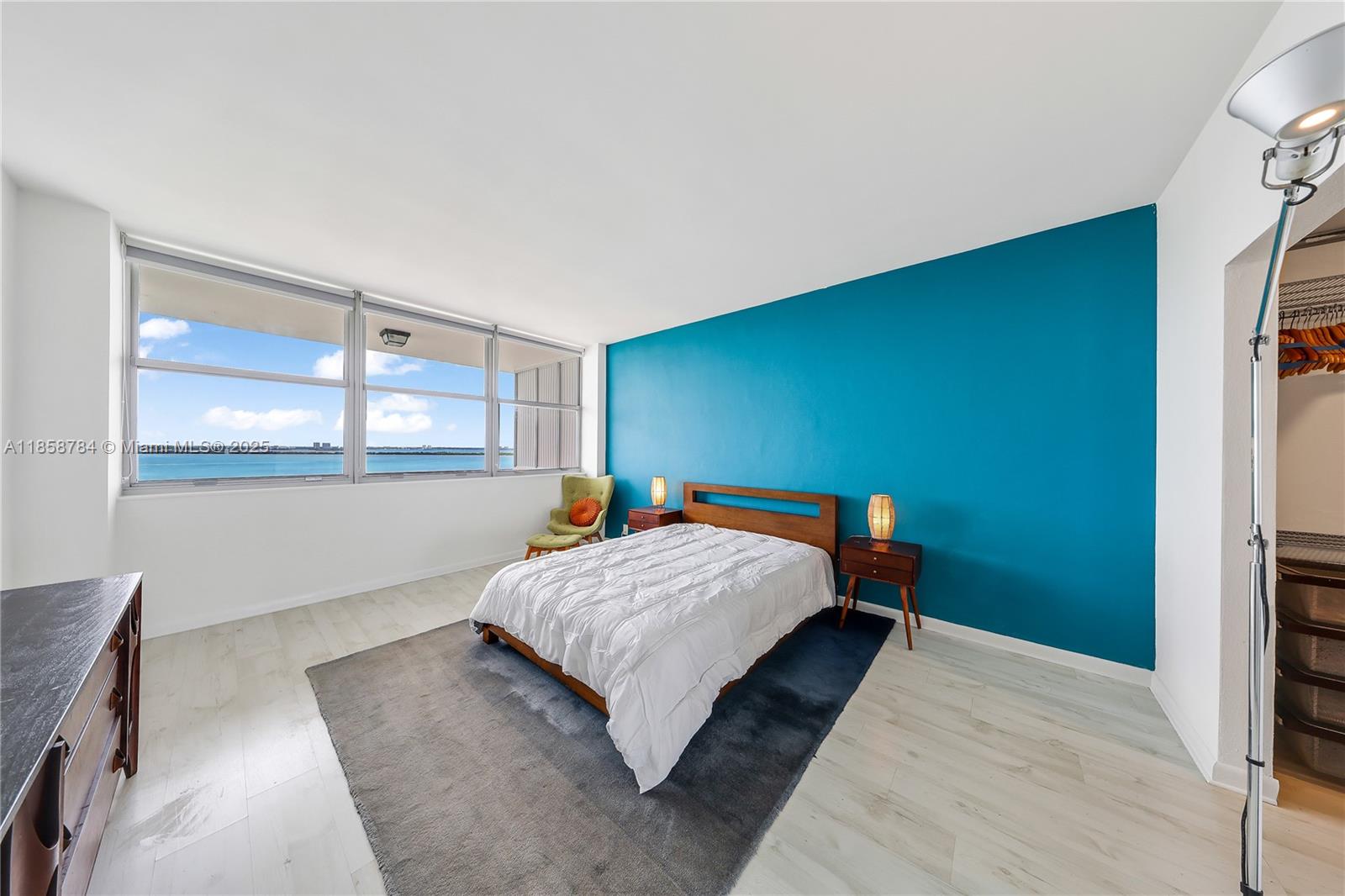 20 Island Ave # 1502