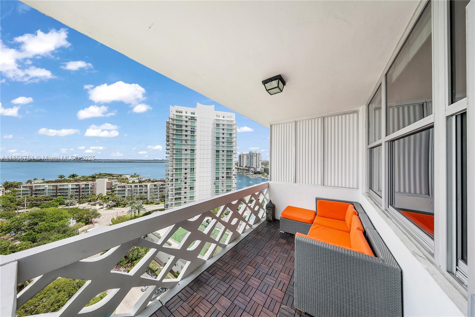 20 Island Ave # 1502
