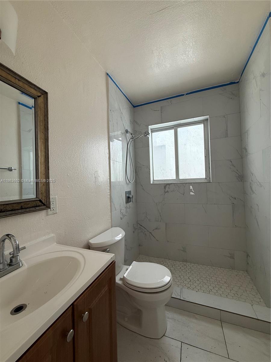 1524 Lenox Ave # 10