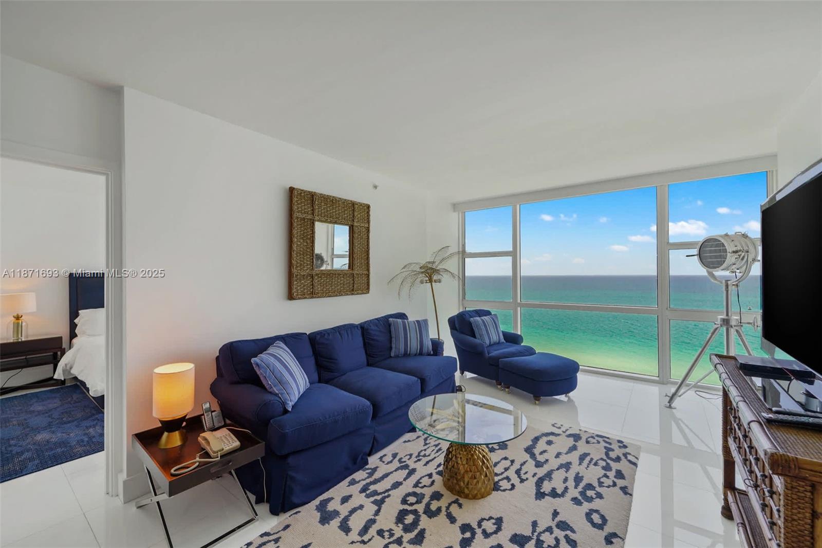 6801 Collins Ave Unit: 1204/1217