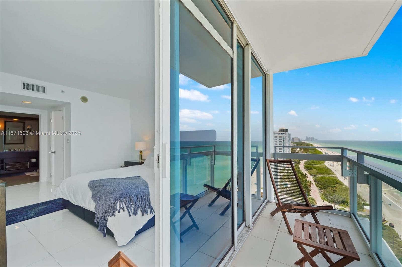 6801 Collins Ave Unit: 1204/1217