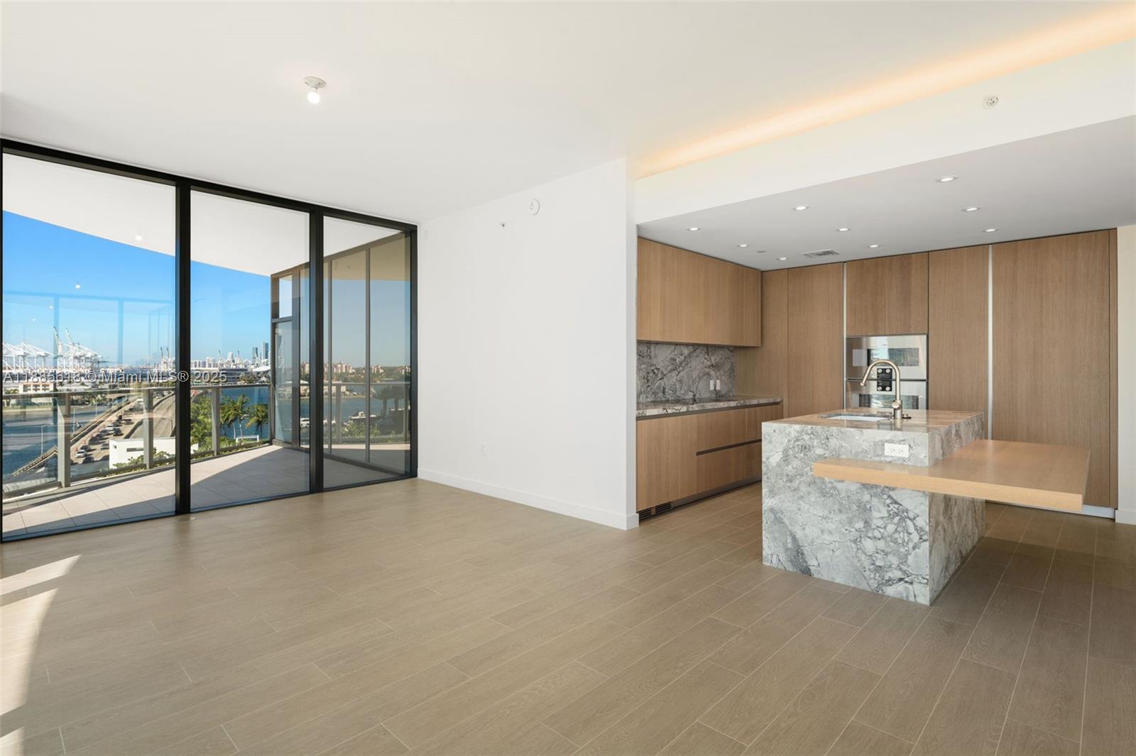 500 Alton # 1001