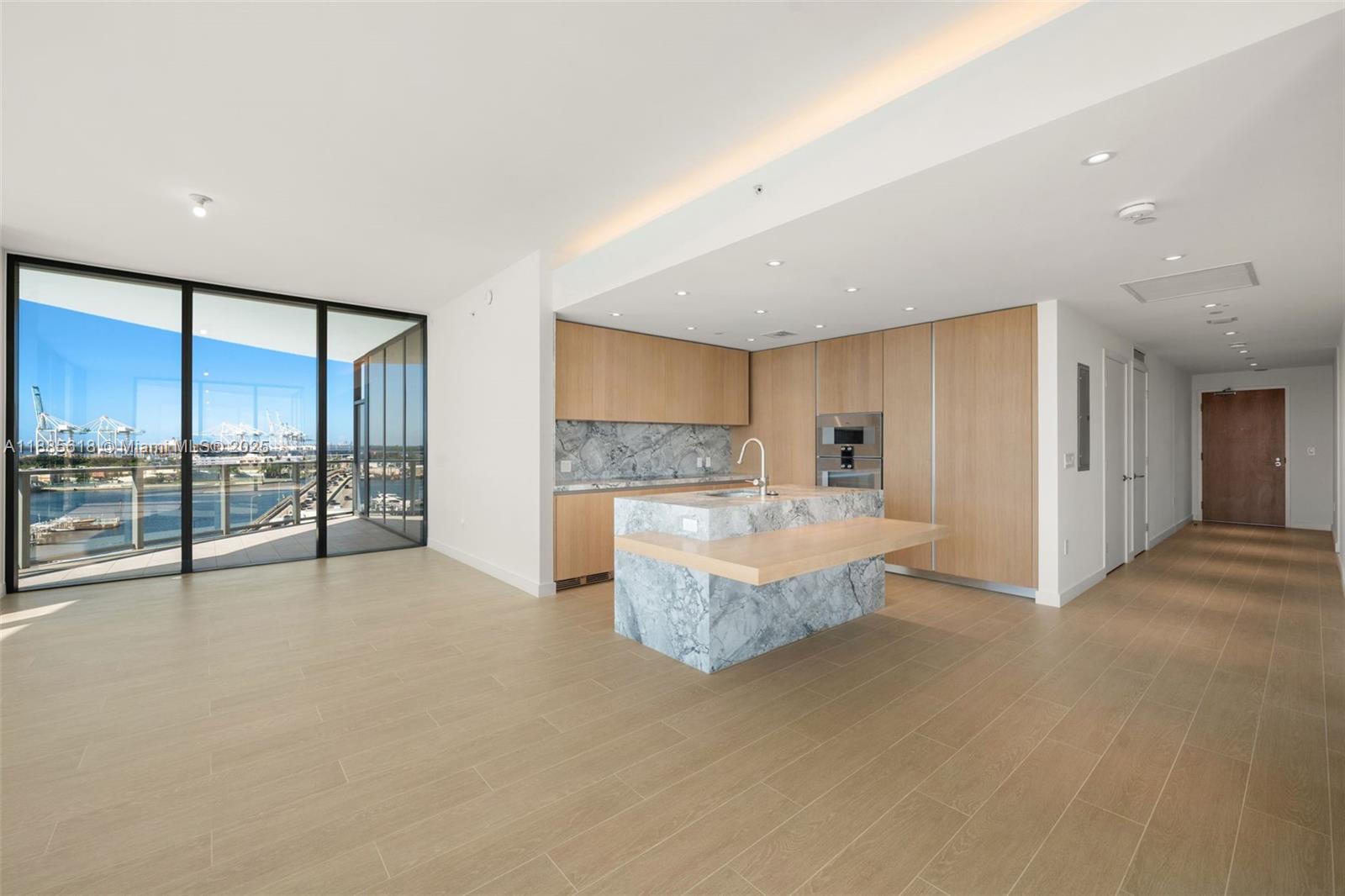 500 Alton # 1001