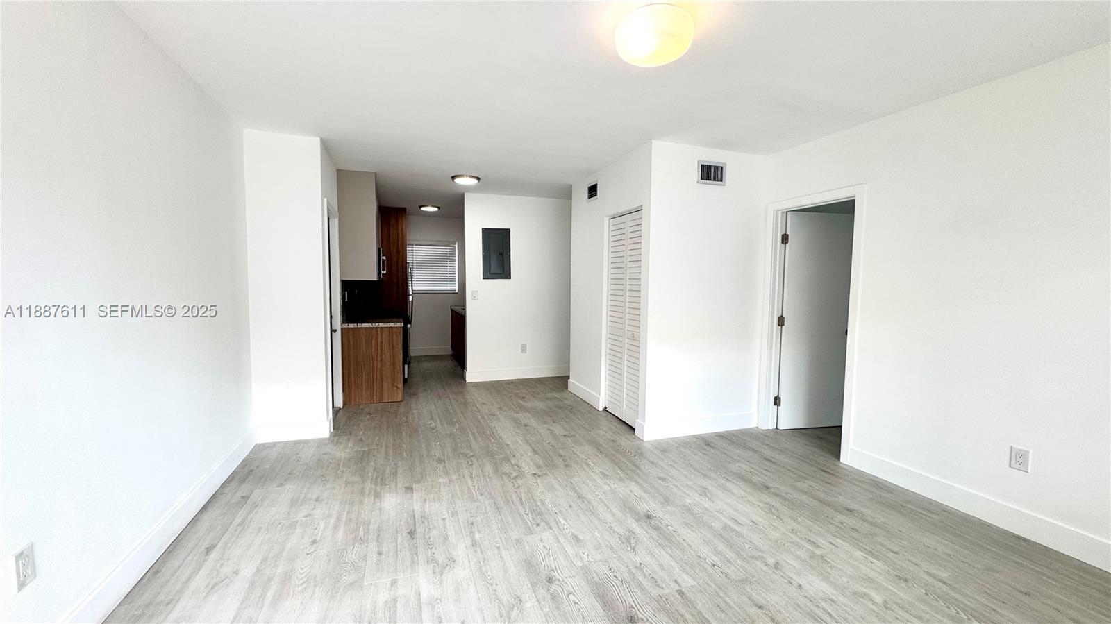 660 Lenox Ave # 4