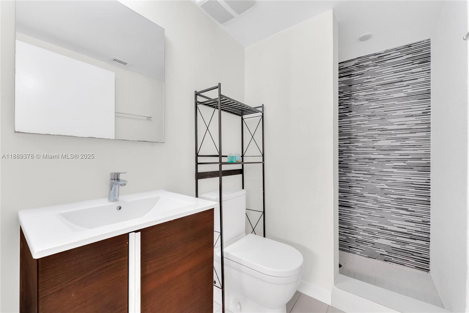 740 Meridian Ave # 18