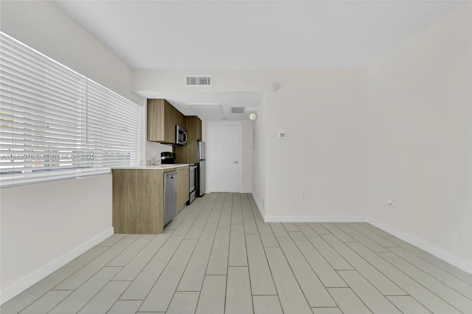 740 Meridian Ave # 18