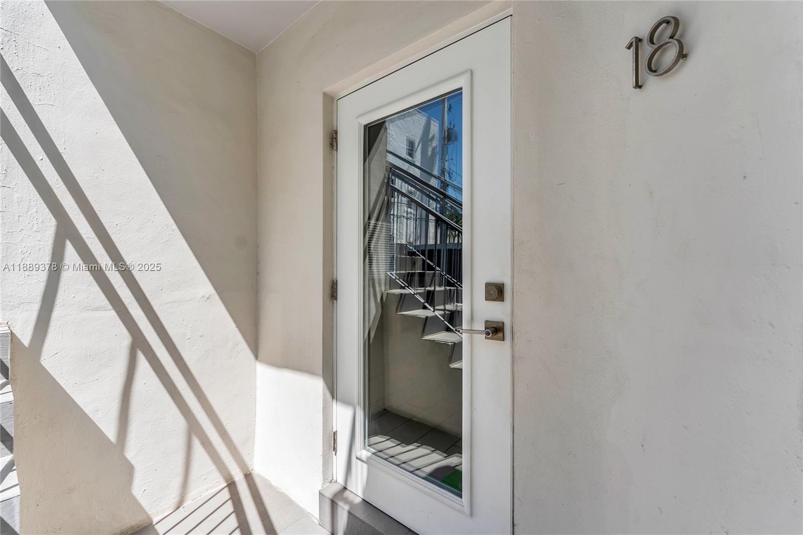 740 Meridian Ave # 18
