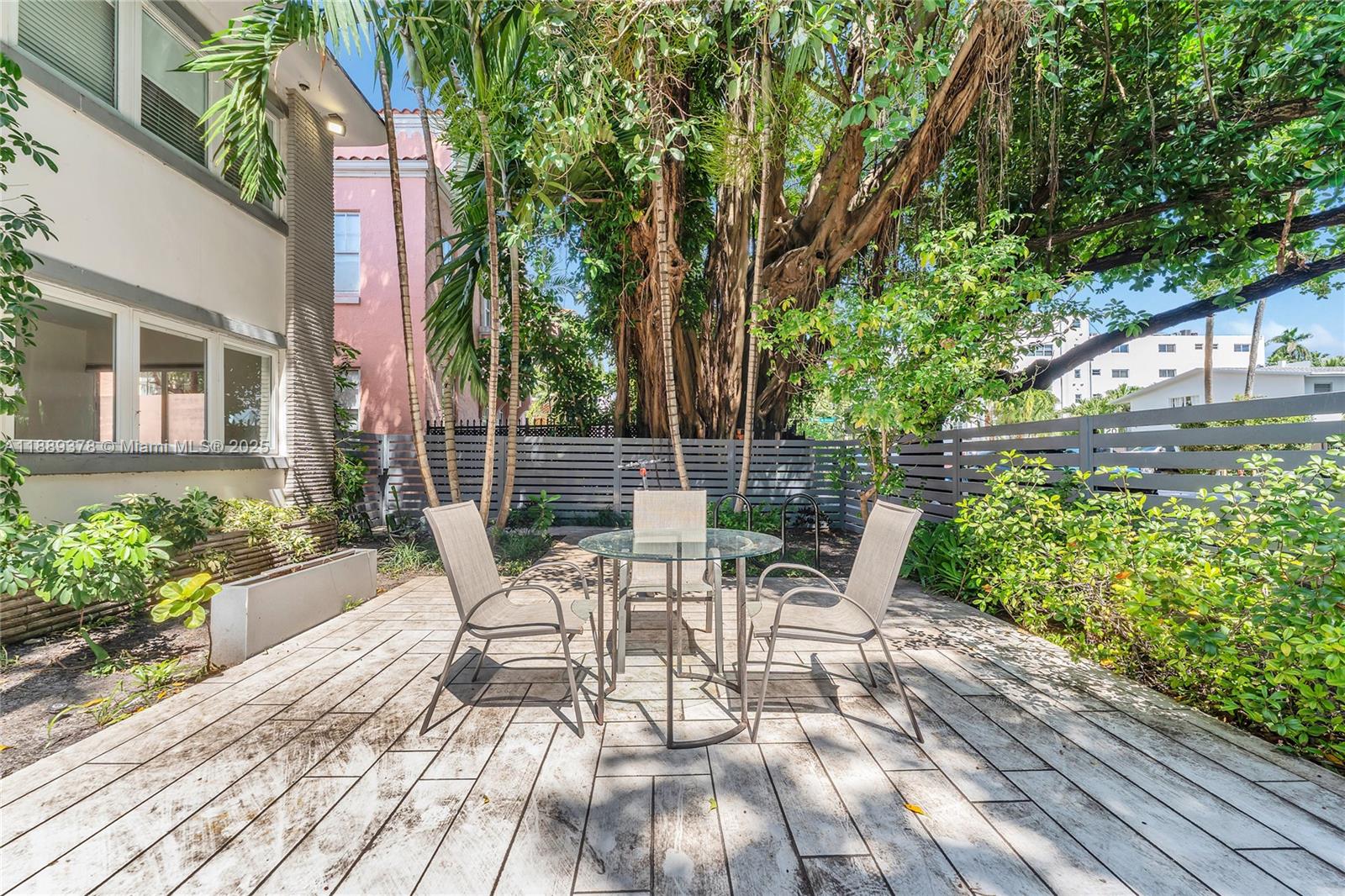 740 Meridian Ave # 18