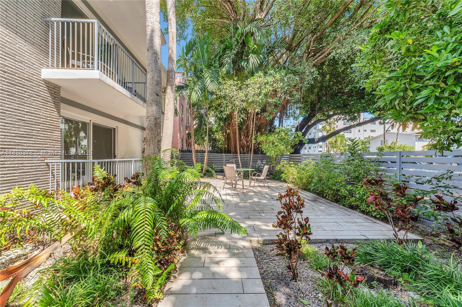 740 Meridian Ave # 18