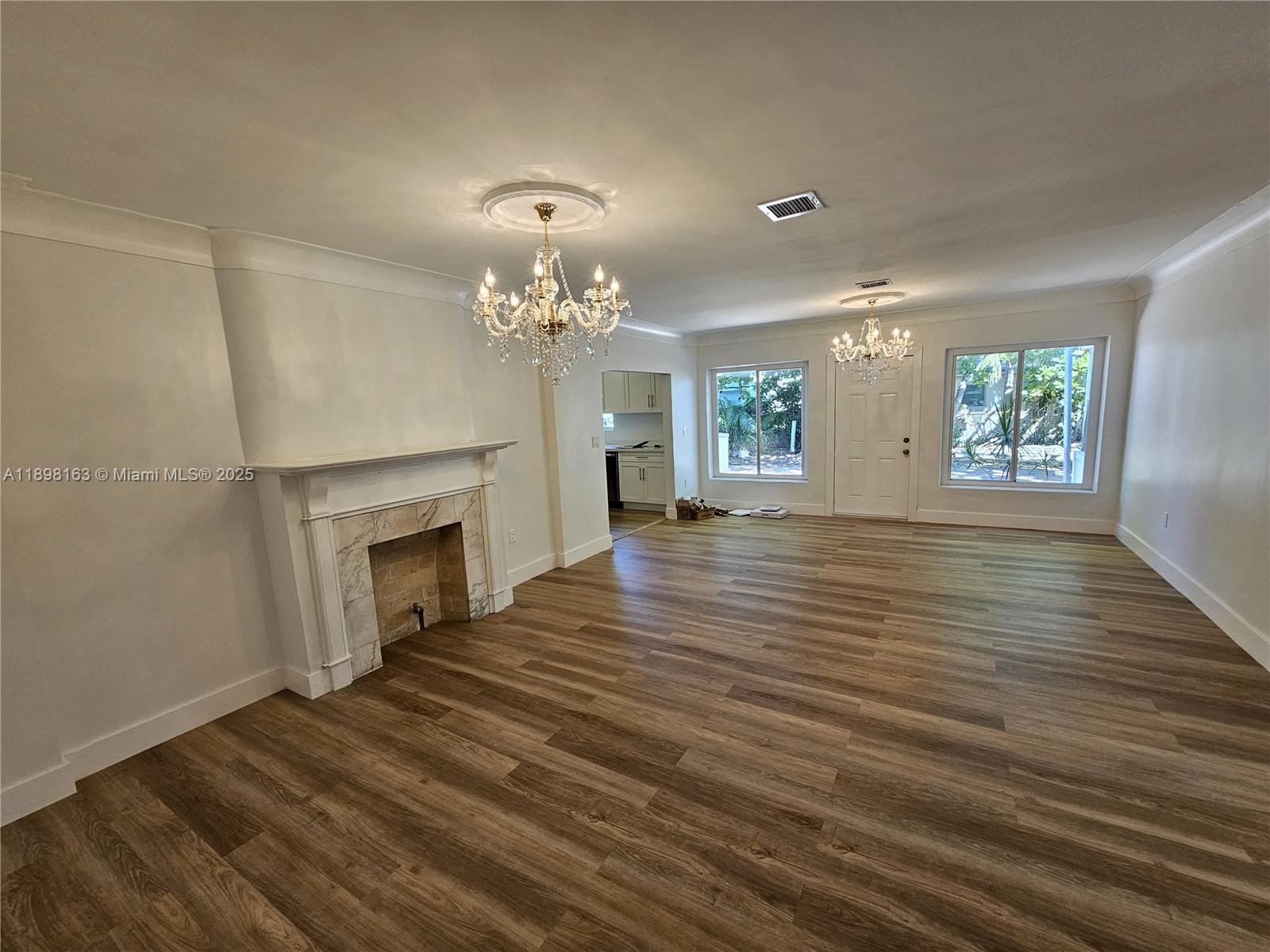 1915 Normandy Drive