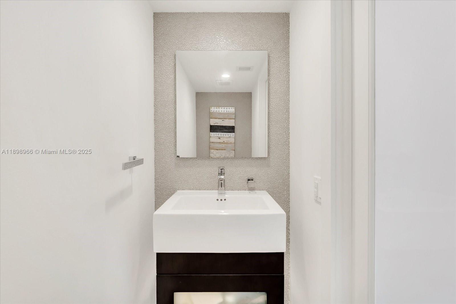 400 S Pointe Drive # 1708