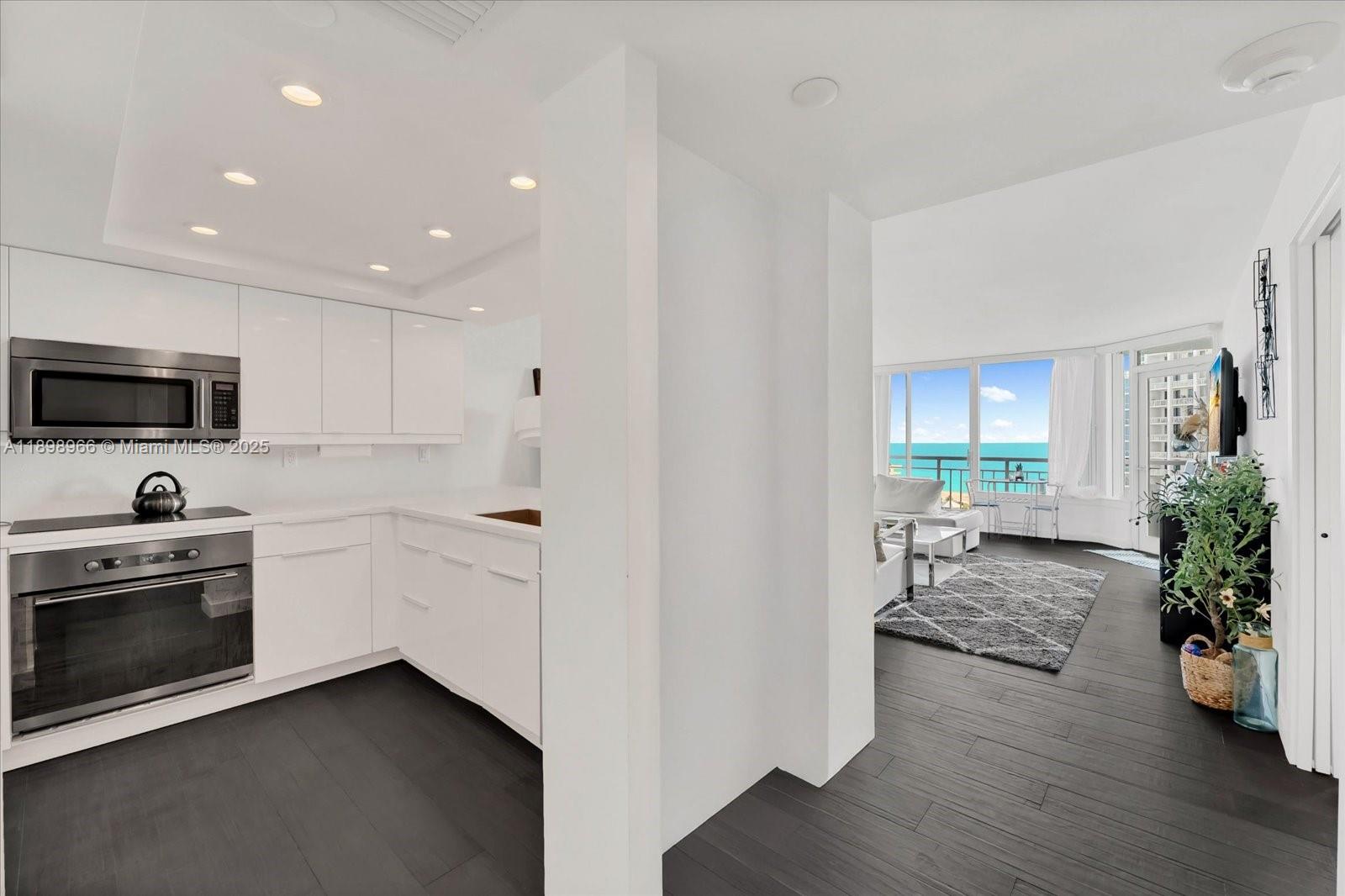 400 S Pointe Drive # 1708