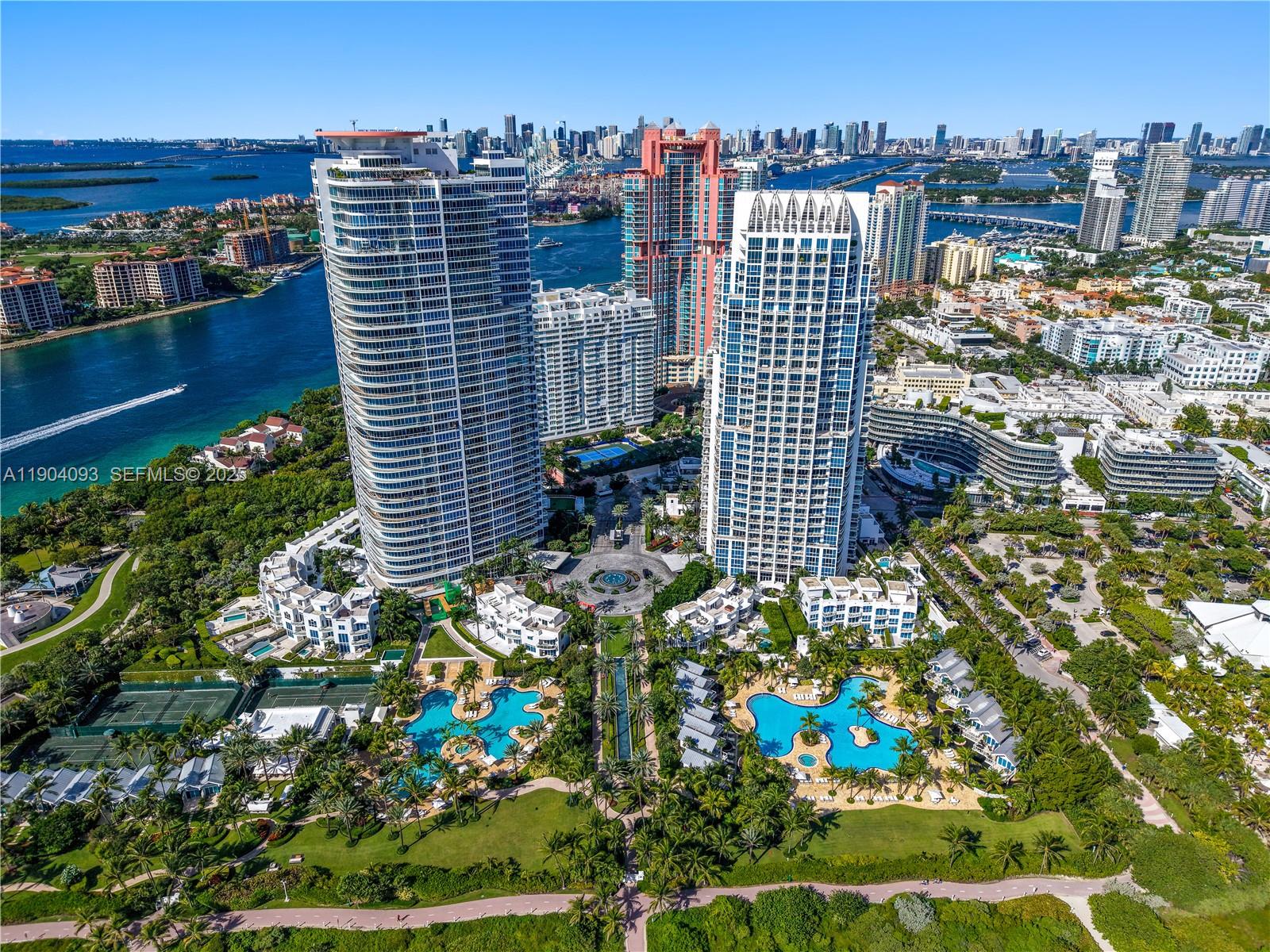 100 S Pointe Dr # 909