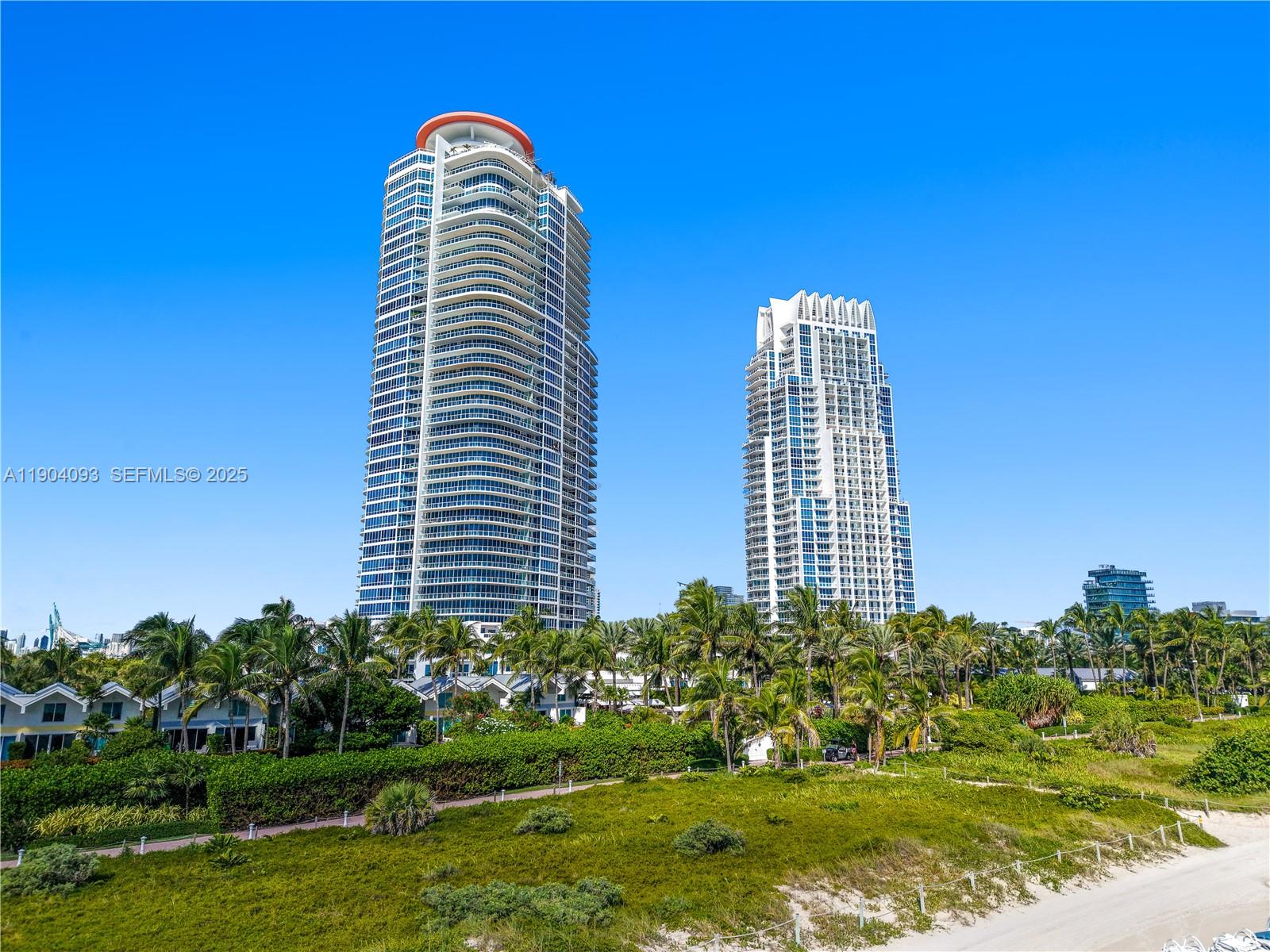 100 S Pointe Dr # 909