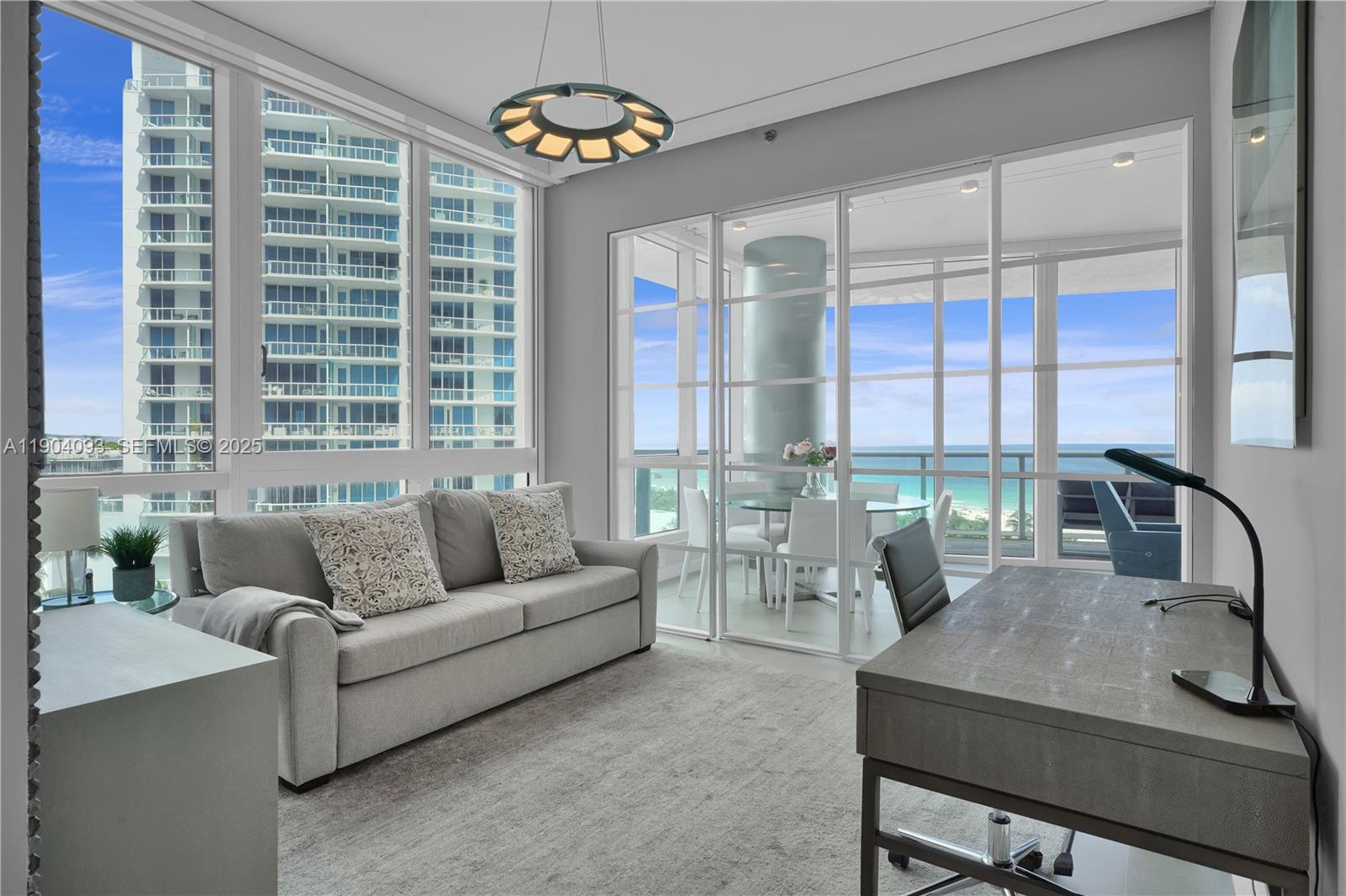 100 S Pointe Dr # 909