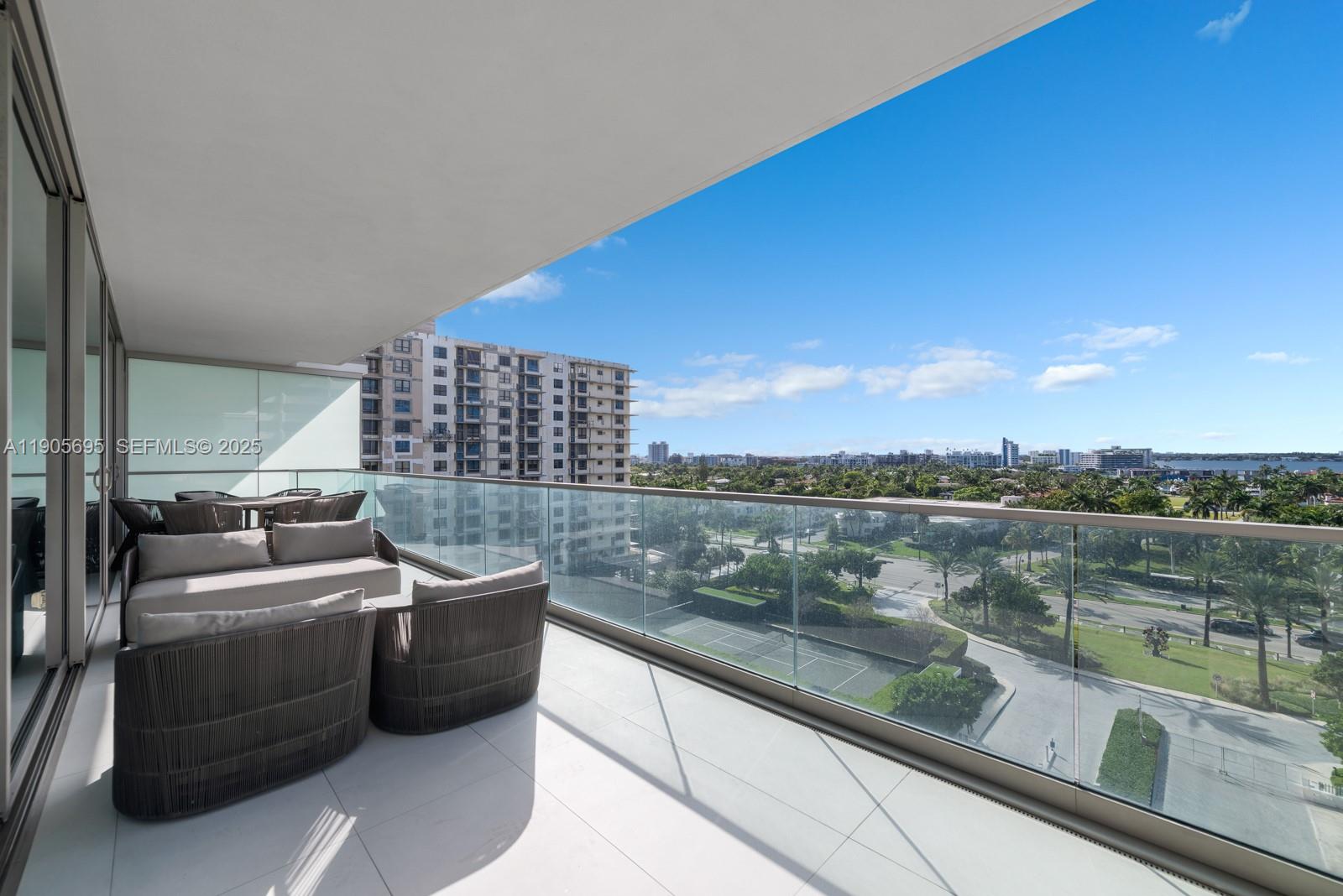 10201 Collins Ave # 807