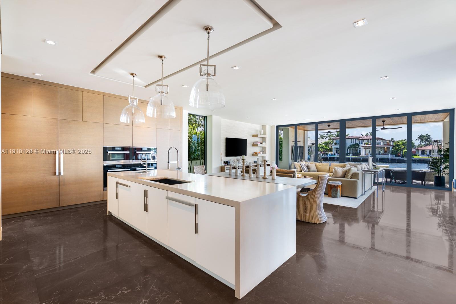 1175 Spanish River Rd