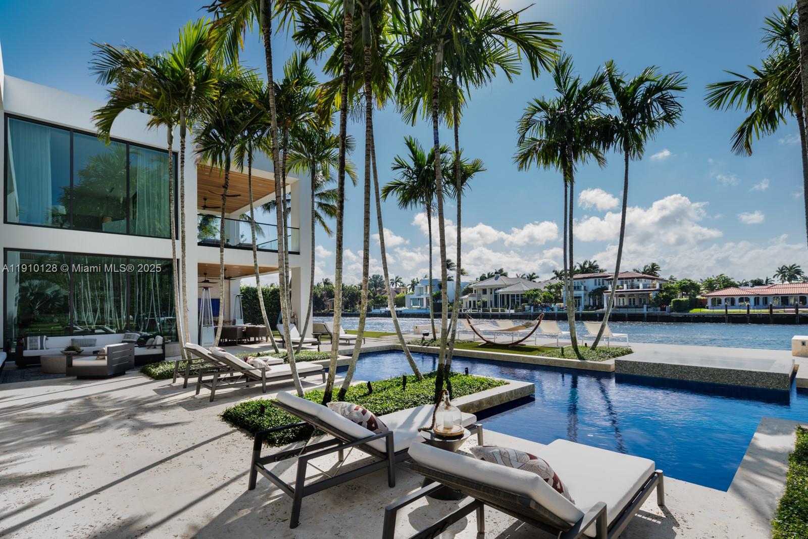 1175 Spanish River Rd