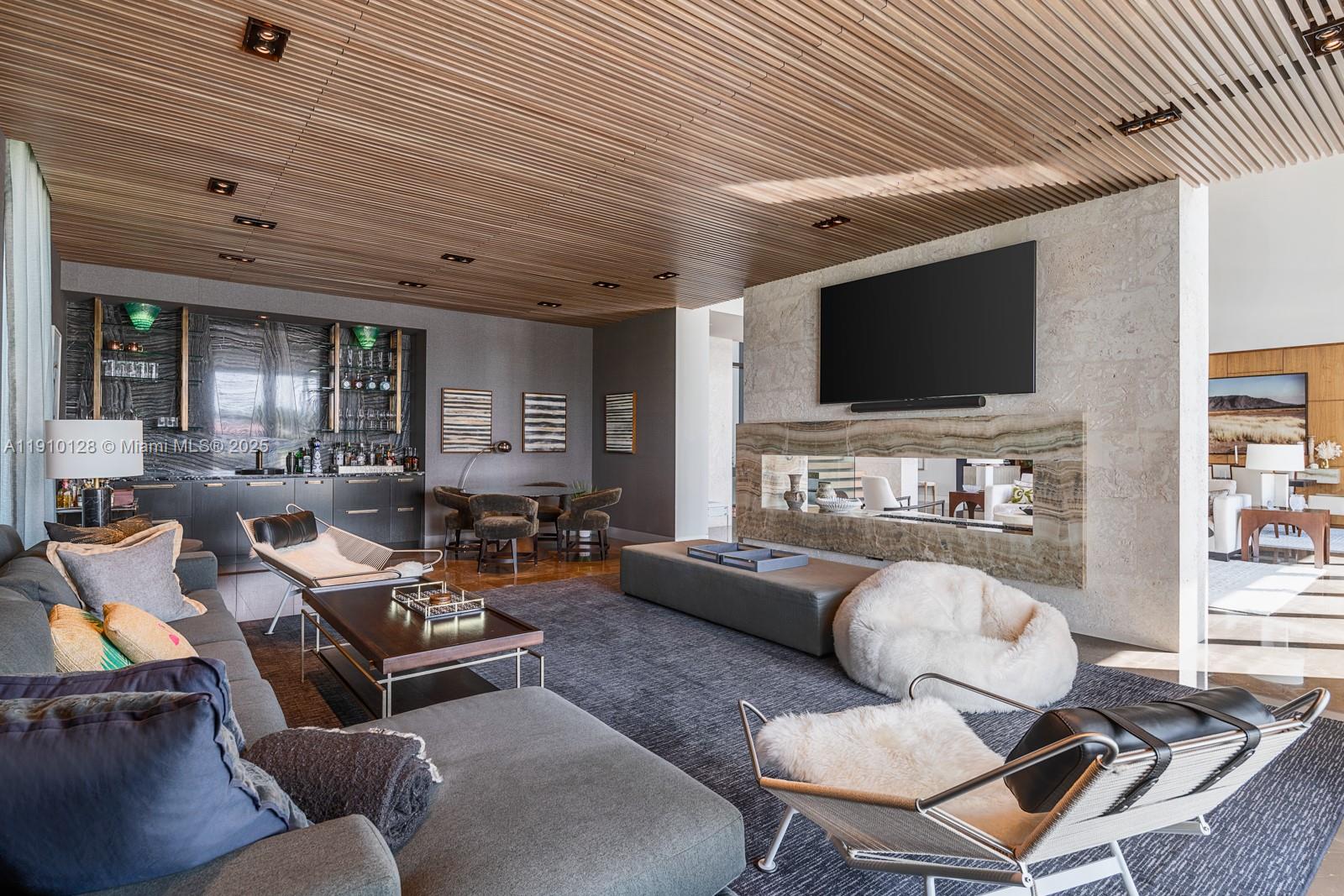 1175 Spanish River Rd