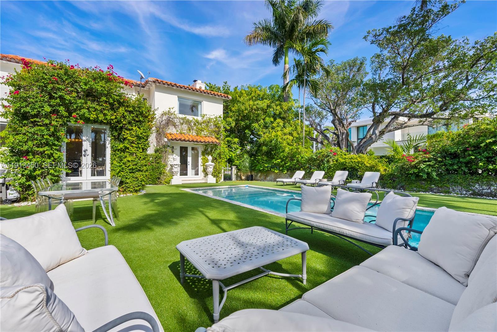5800 La Gorce Dr