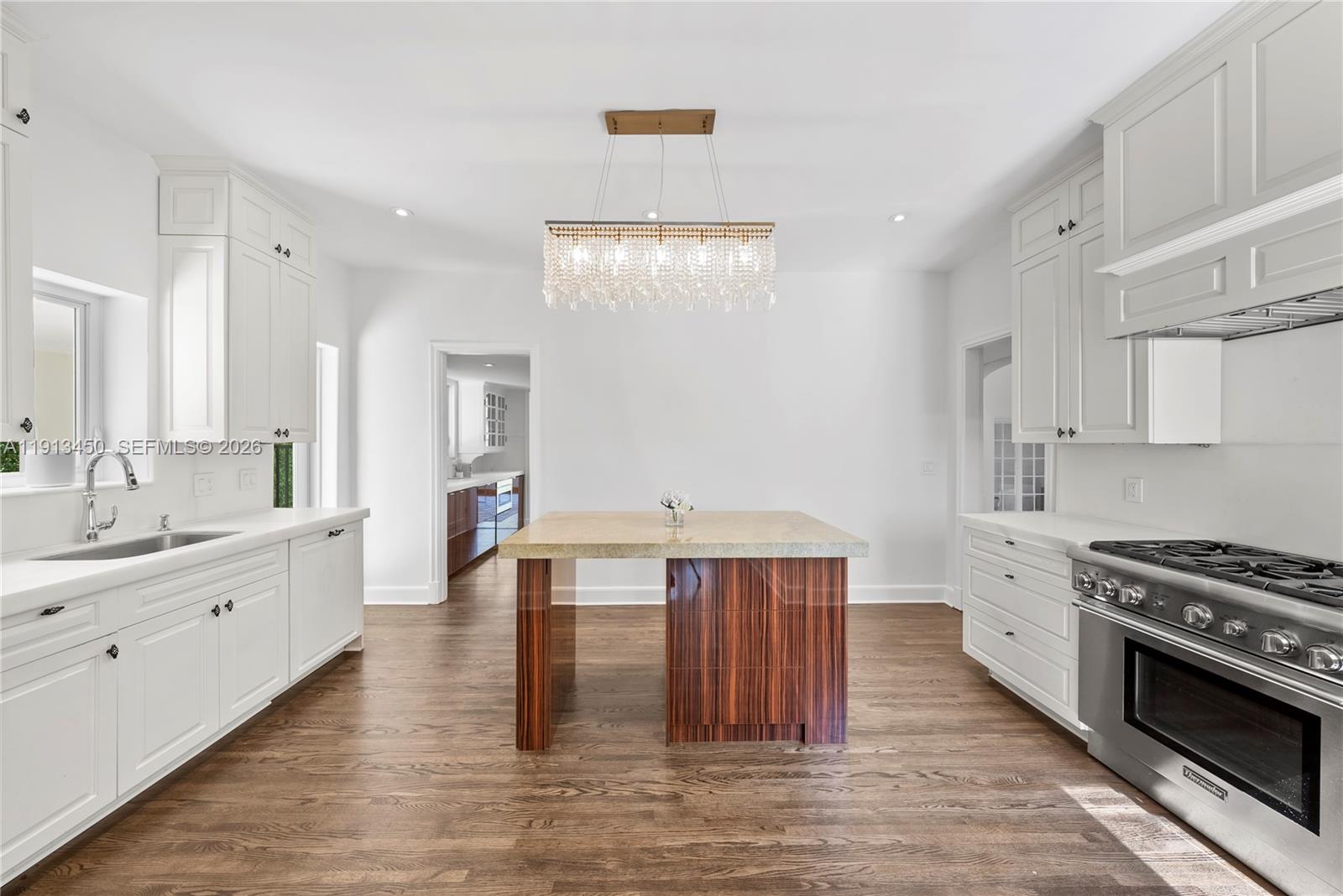 5800 La Gorce Dr