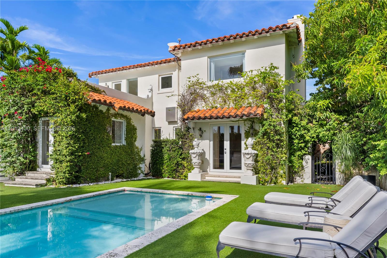 5800 La Gorce Dr