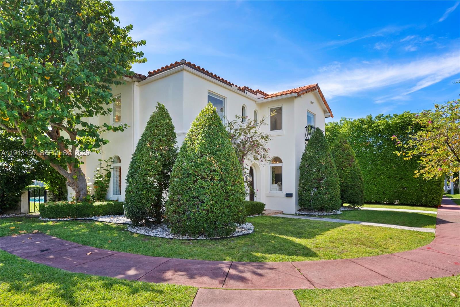 5800 La Gorce Dr