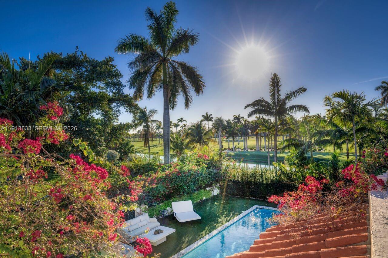5800 La Gorce Dr