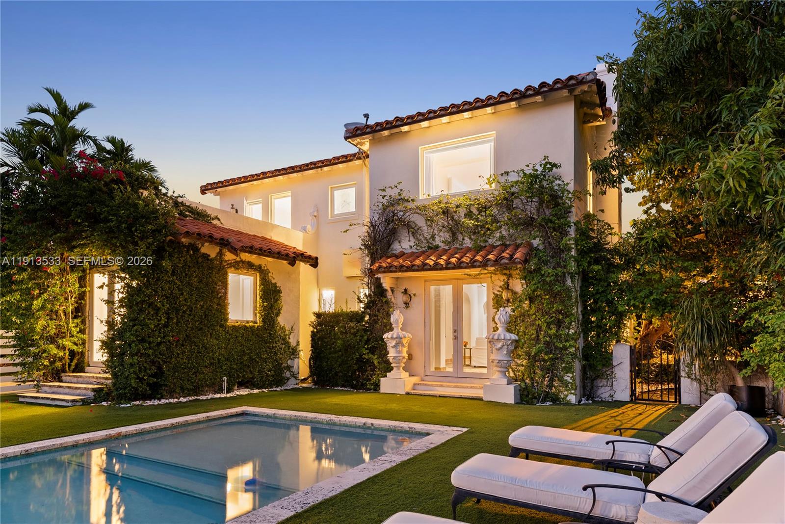 5800 La Gorce Dr