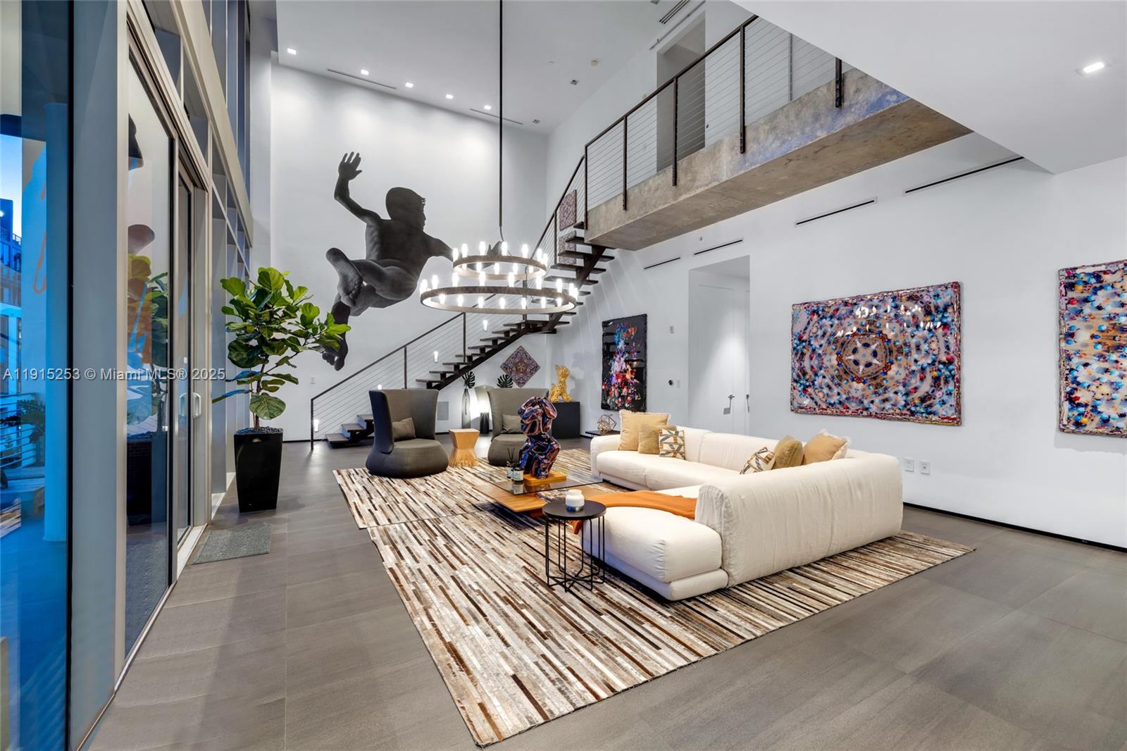 250 NW 24th St Unit: PHA