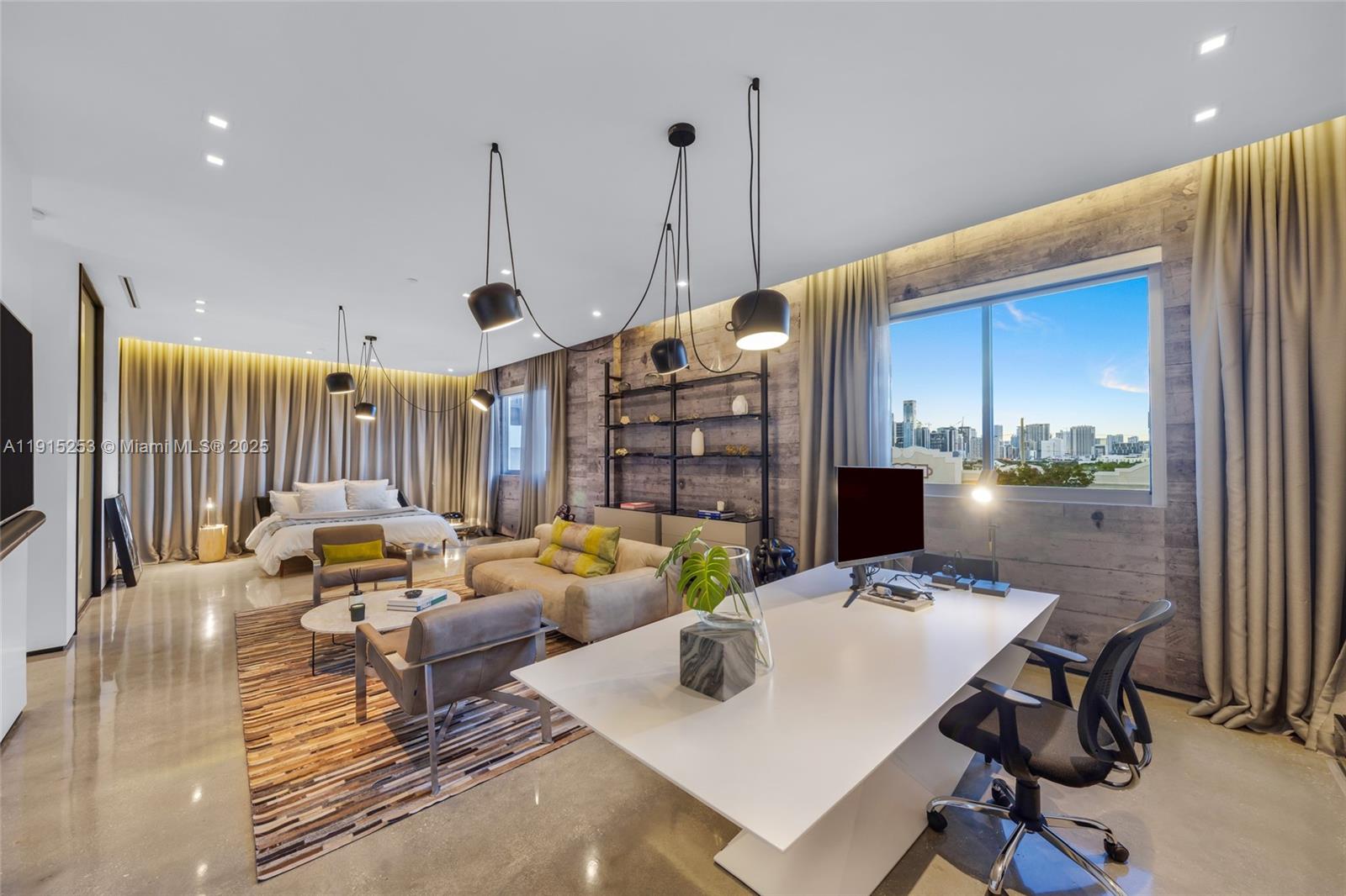 250 NW 24th St Unit: PHA