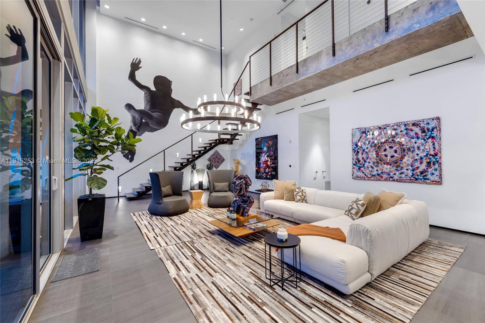 250 NW 24th St Unit: PHA