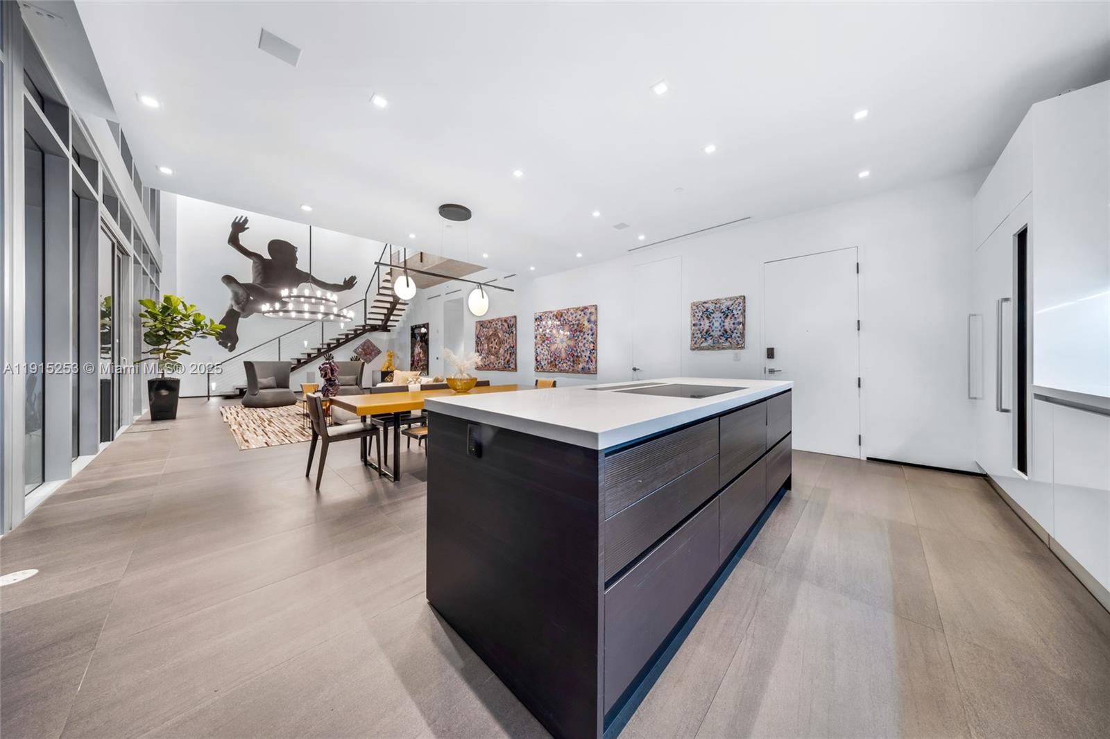 250 NW 24th St Unit: PHA