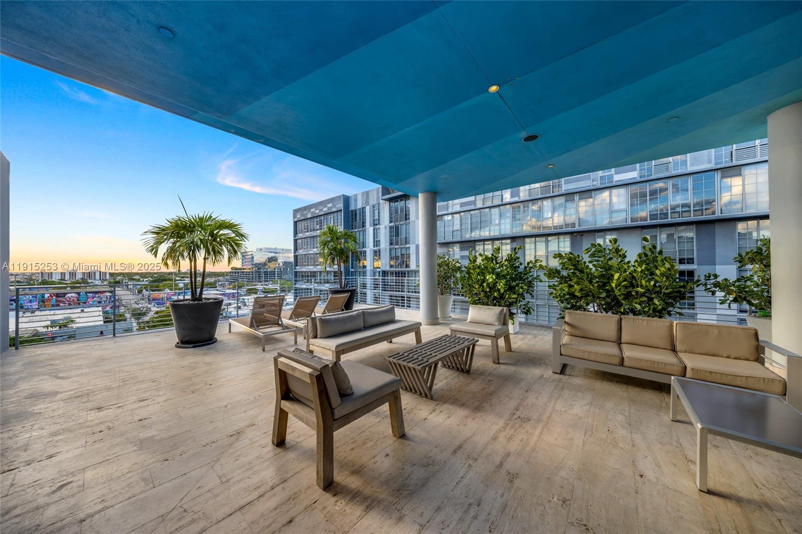 250 NW 24th St Unit: PHA