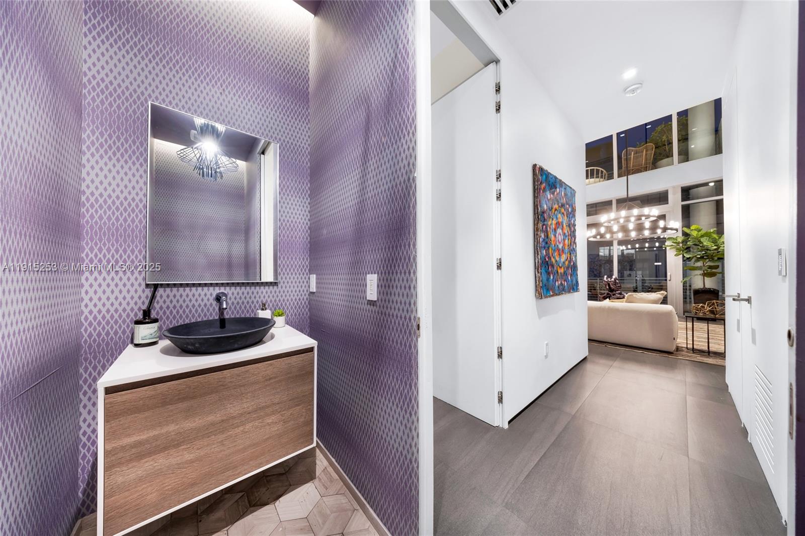 250 NW 24th St Unit: PHA