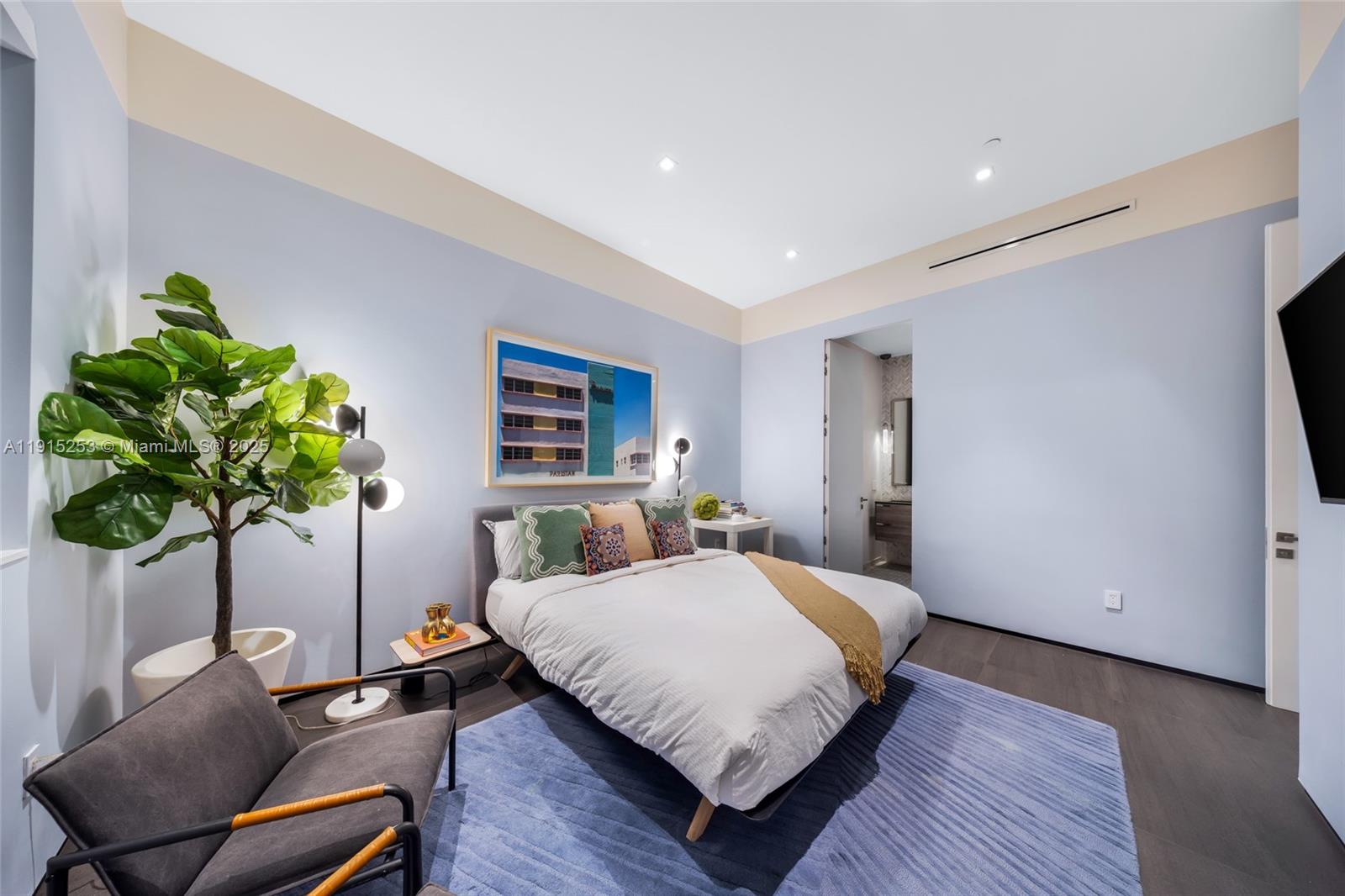 250 NW 24th St Unit: PHA