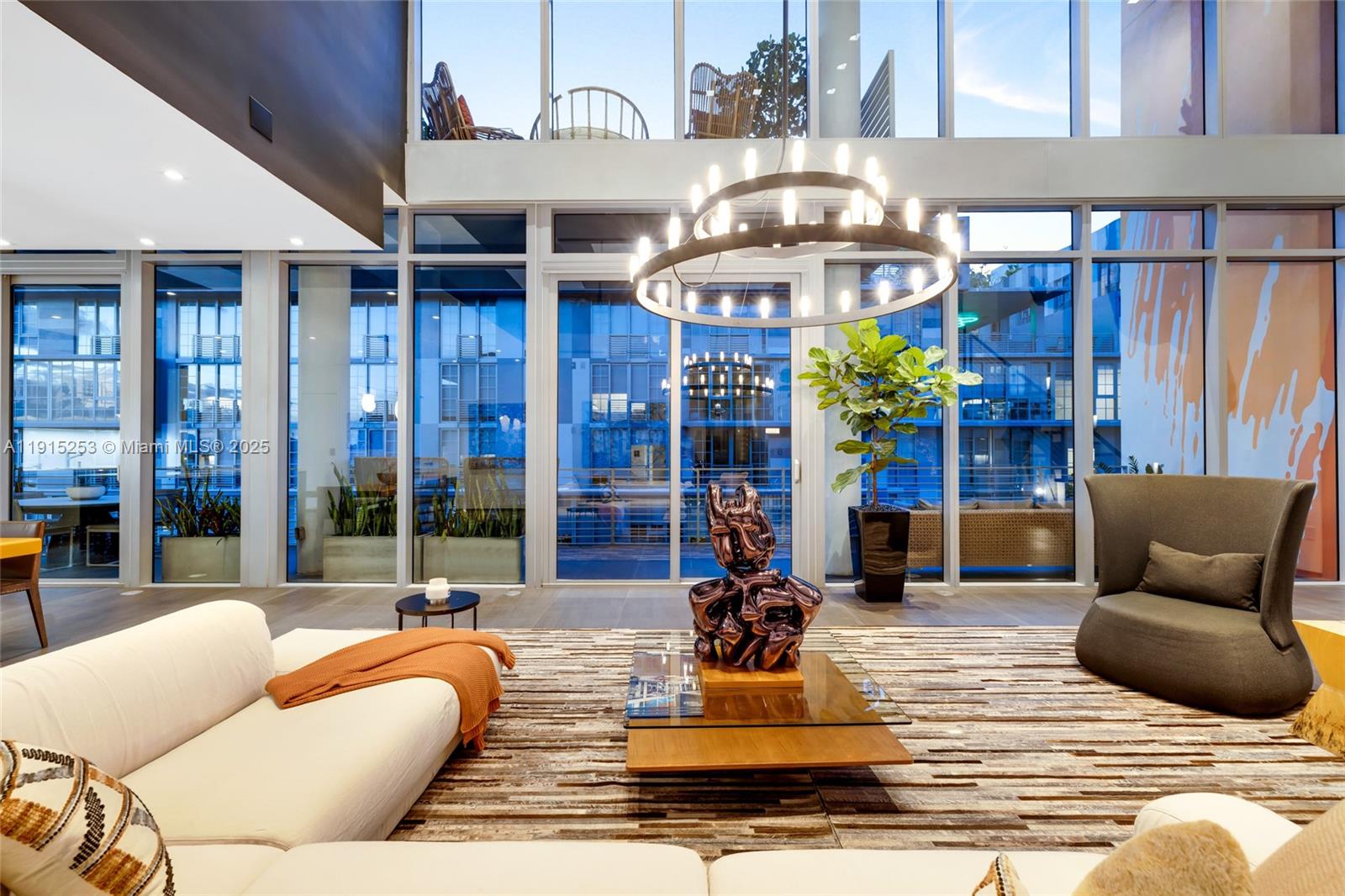 250 NW 24th St Unit: PHA