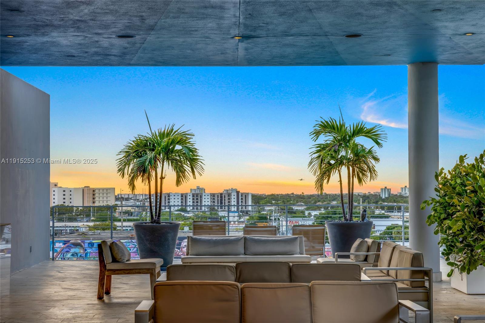 250 NW 24th St Unit: PHA