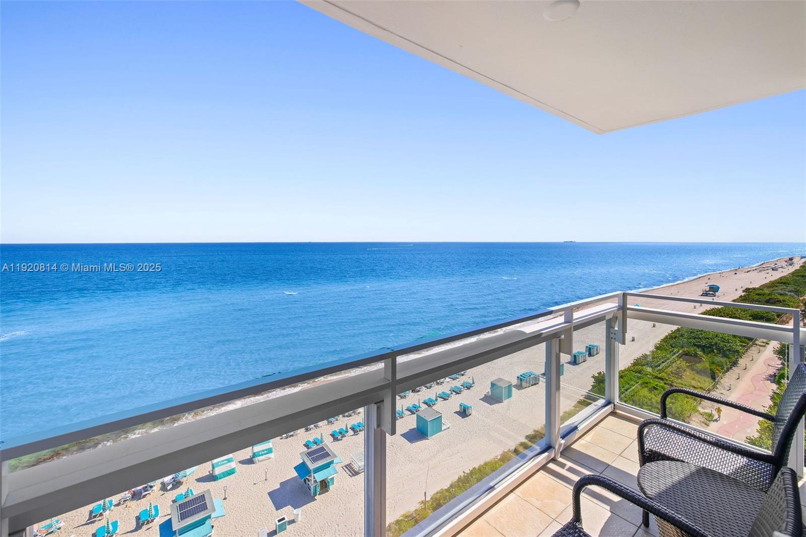 6801 Collins Ave Unit: 822(Door#) 805 (Legal#)