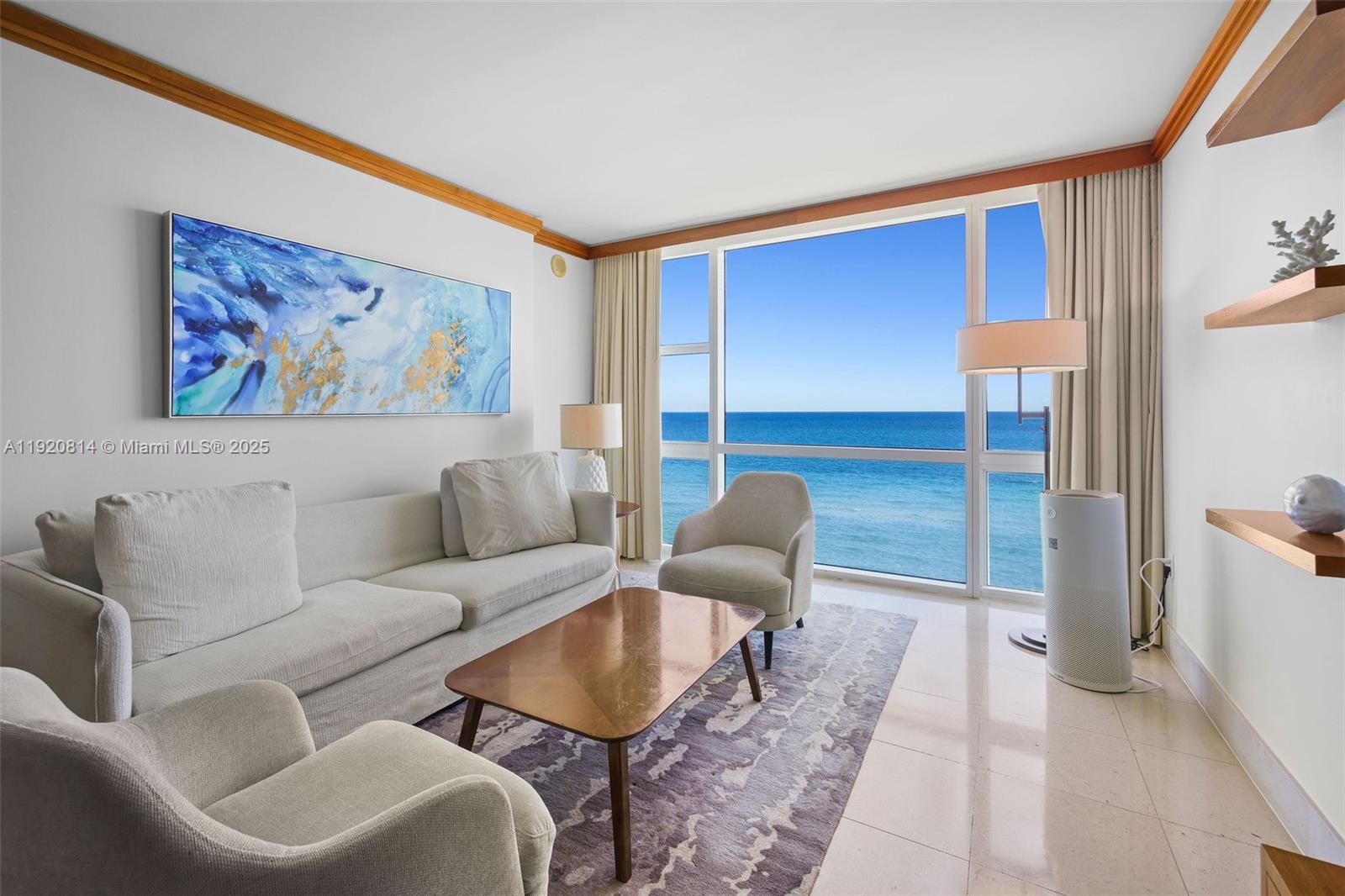 6801 Collins Ave Unit: 822(Door#) 805 (Legal#)