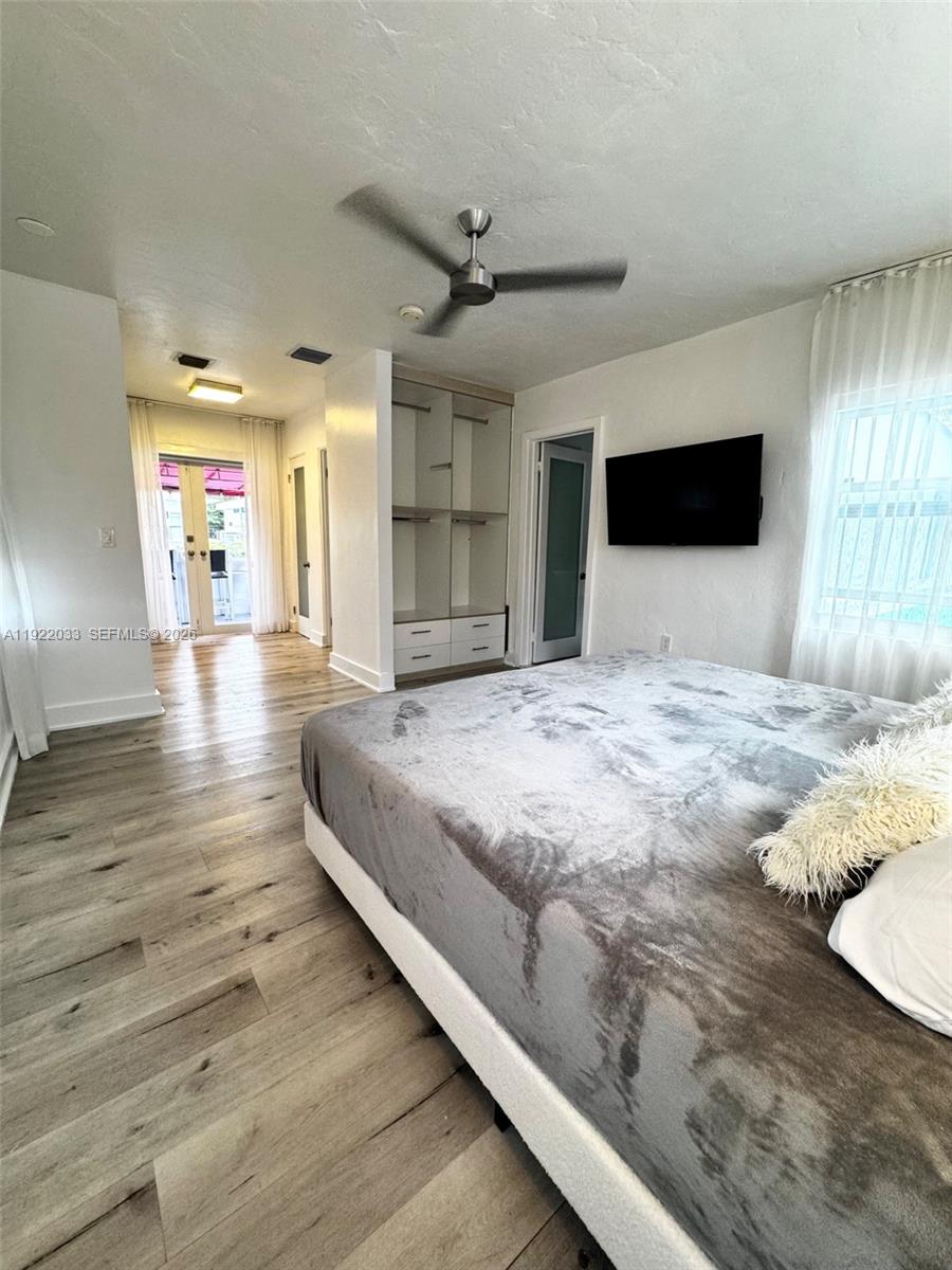 3470 Sheridan Ave
