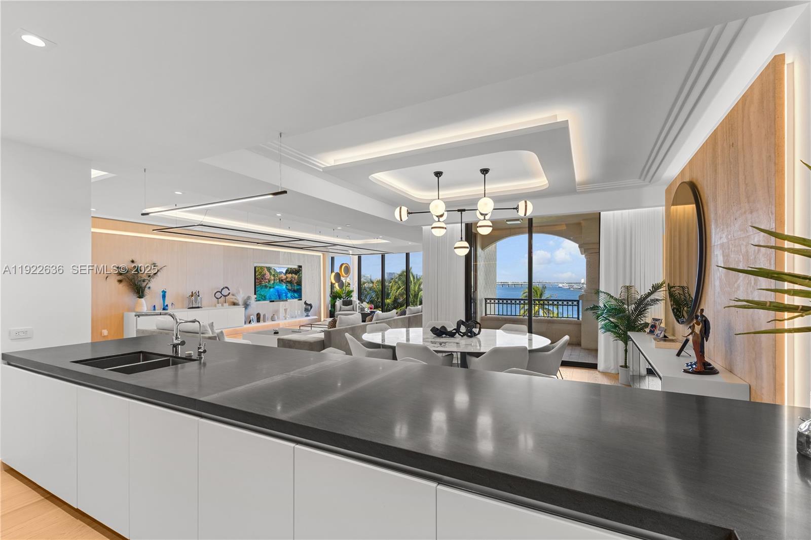 6800 Fisher Island Dr # 6842